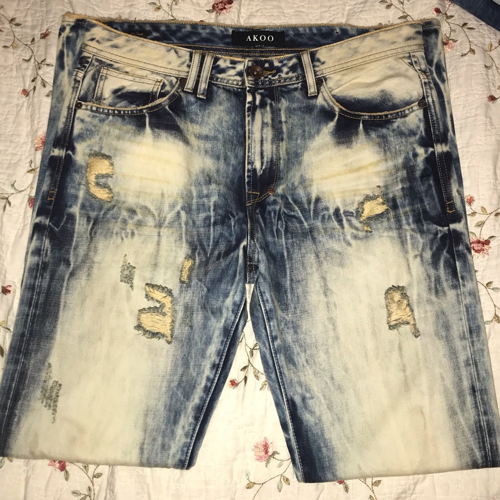 ‼️ Men’s distressed Akoo Jeans ‼️